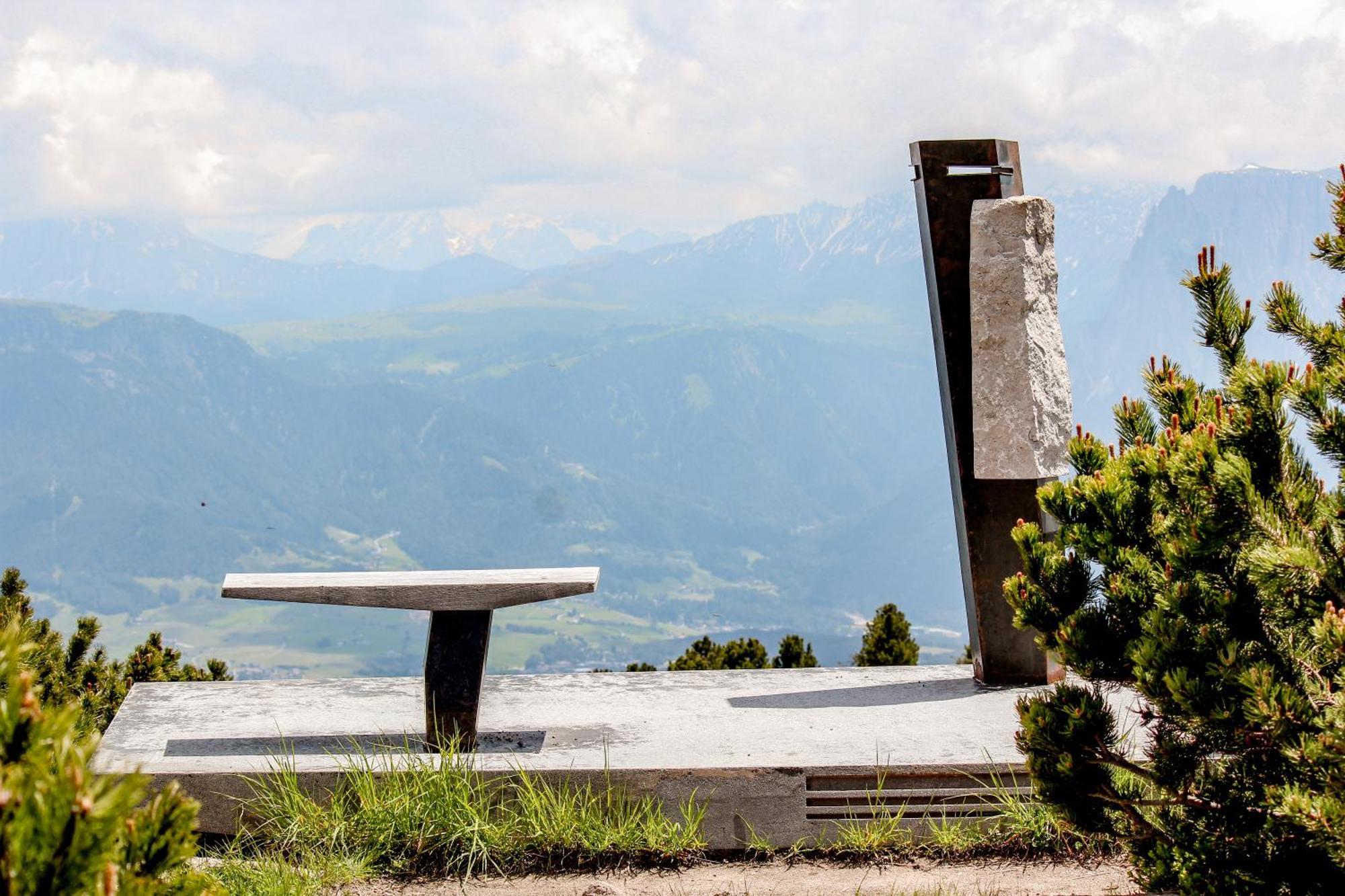 Berghotel Zum Zirm Collalbo Buitenkant foto